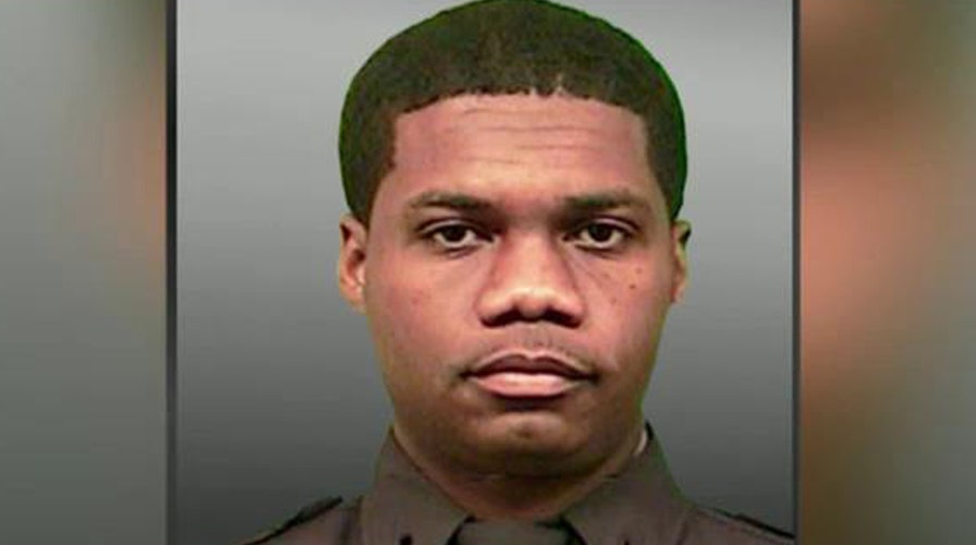 New York police officer killed in chase, gunfight