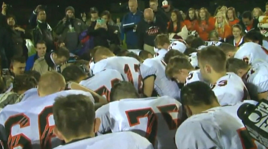 New debate brews over post-game football prayers