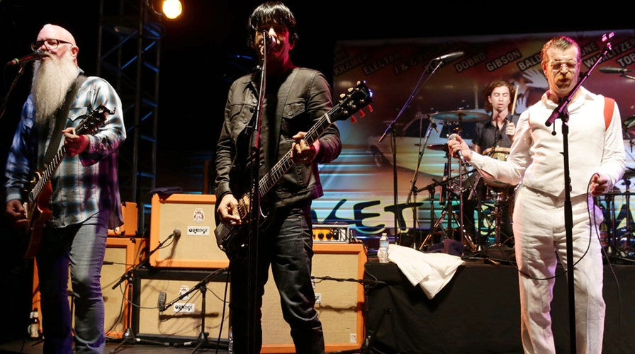 Push to get Eagles of Death Metal song to No. 1