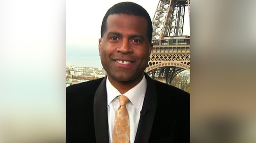 Pastor going door to door to help after Paris terror attacks
