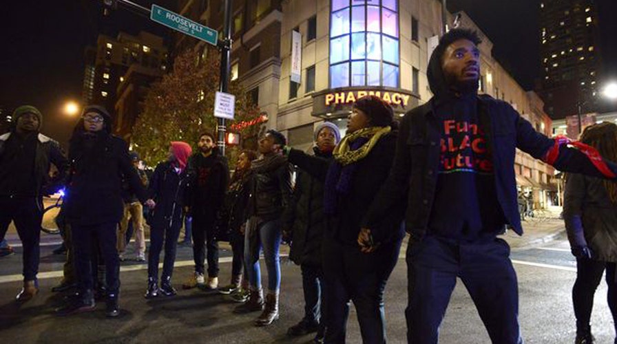 Protesters vow to disrupt Chicago’s shopping center