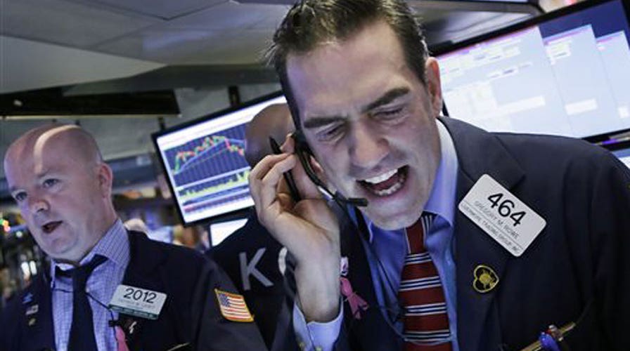 Stocks take a beating as oil prices continue to fall 