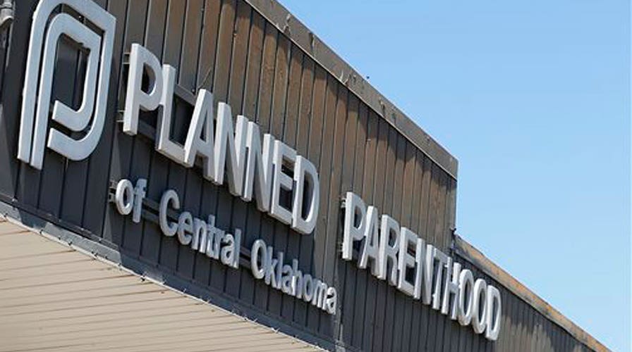 Activists behind Planned Parenthood videos indicted