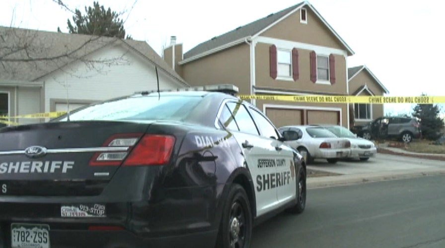 Homeowner tied up, robbed at gunpoint kills fleeing suspect 