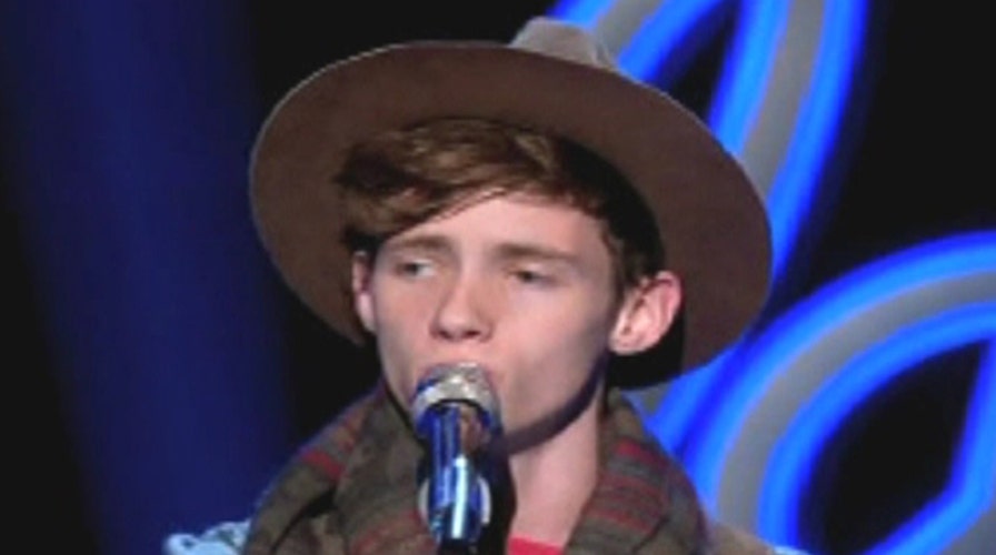 'Idol' hopefuls shine, crack under Hollywood Week pressure