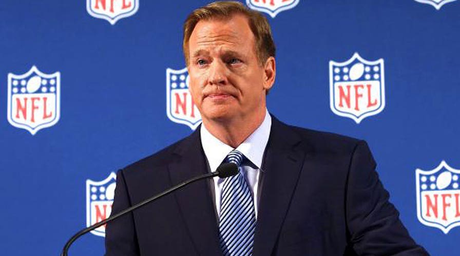 Roger Goodell gets a pay cut