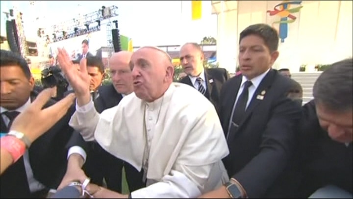 Pope Francis loses temper in Mexico