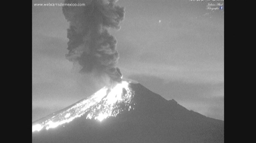 Mexico's Popocatepetl volcano erupts