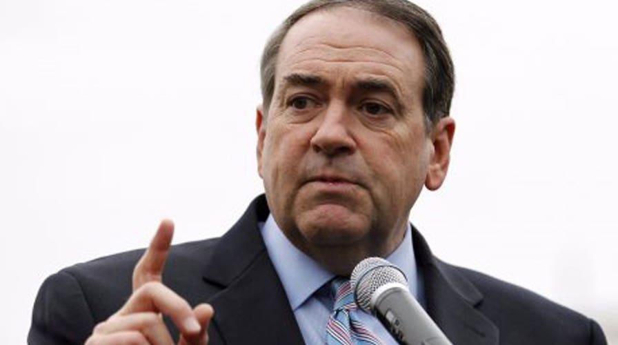 Alan Colmes and Mike Huckabee