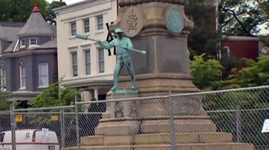 Judge blocks Louisville from moving confederate monument