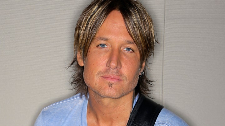 Keith Urban gets a little help from his friends
