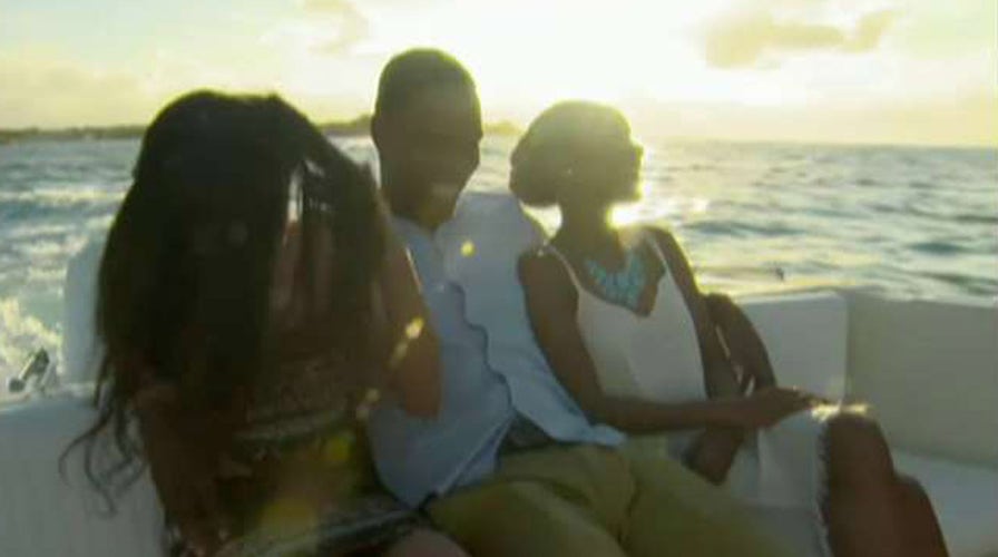 Fox Flash: 'Coupled'