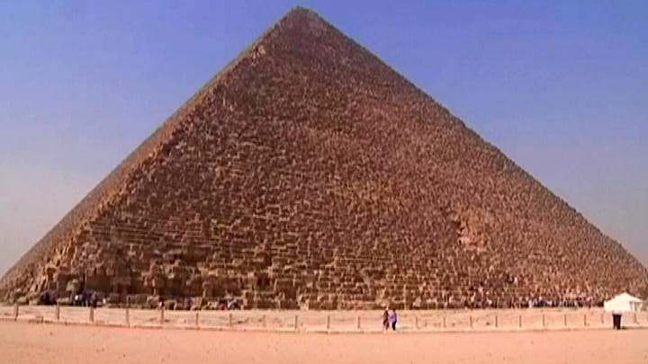 Researchers to use high-tech device to search pyramid
