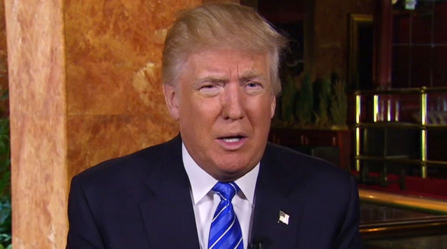 Trump 'flabbergasted' about Lynch-Clinton private meeting