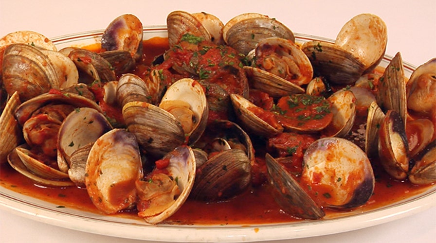 Frank Sinatra's Favorite Dish: Clams Posillipo