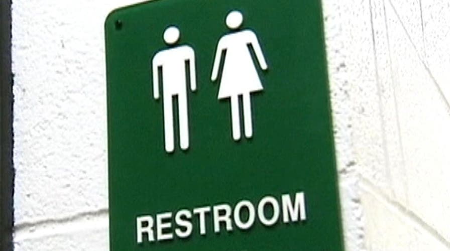 SCOTUS halts pro-transgender bathroom ruling in VA