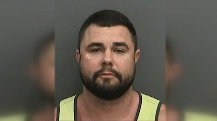 Middle school teacher accused of trying to sext with student