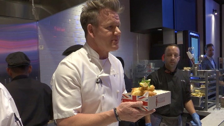 Chef Ramsay opens new restaurant in Las Vegas