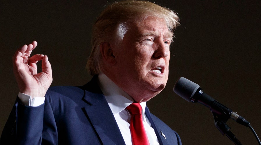 Trump shifts focus of presidential campaign