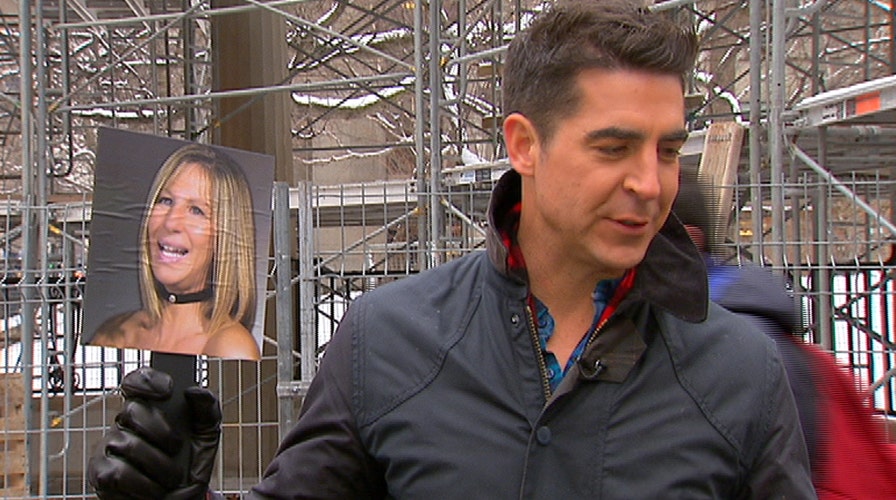 Did any celebrities move to Canada?