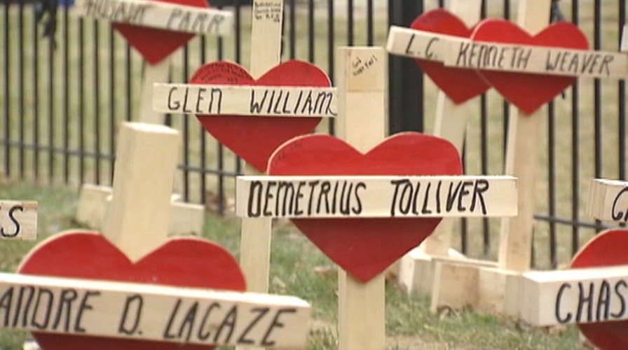 Controversy over memorial for victims of violence in Chicago
