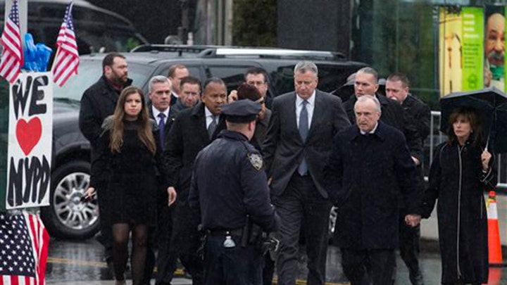 de Blasio and Bratton attend wake for NYPD Officer Liu