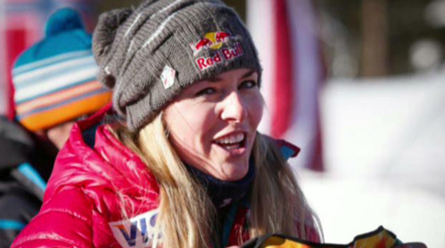 Knee injury forces Lindsey Vonn to miss Sochi Olympics