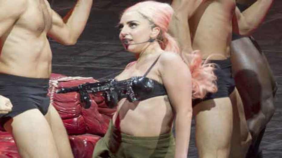 Lady Gaga Under Fire Over Assault Rifle Bra Costume Used In Concert Fox News 
