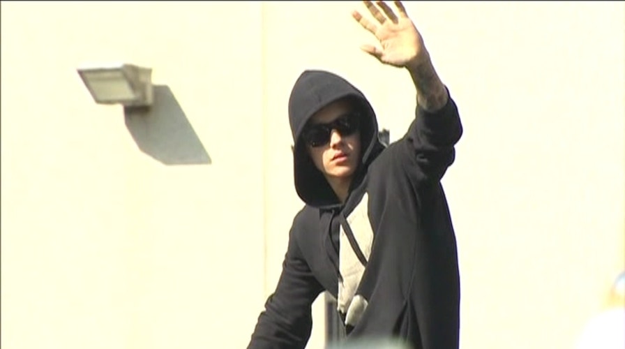 Justin Bieber Exits Jail After DUI Arrest