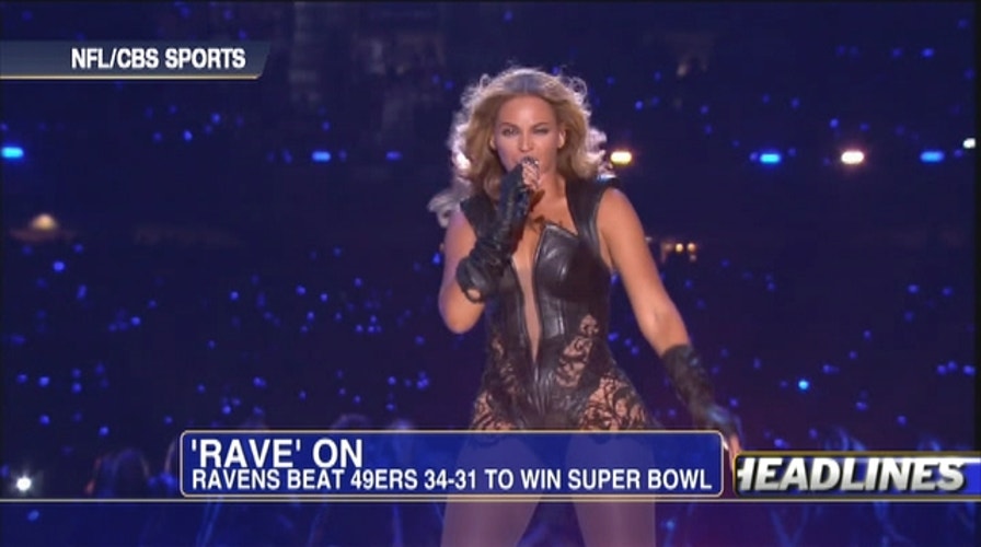 Super Bowl: Hot Halftime