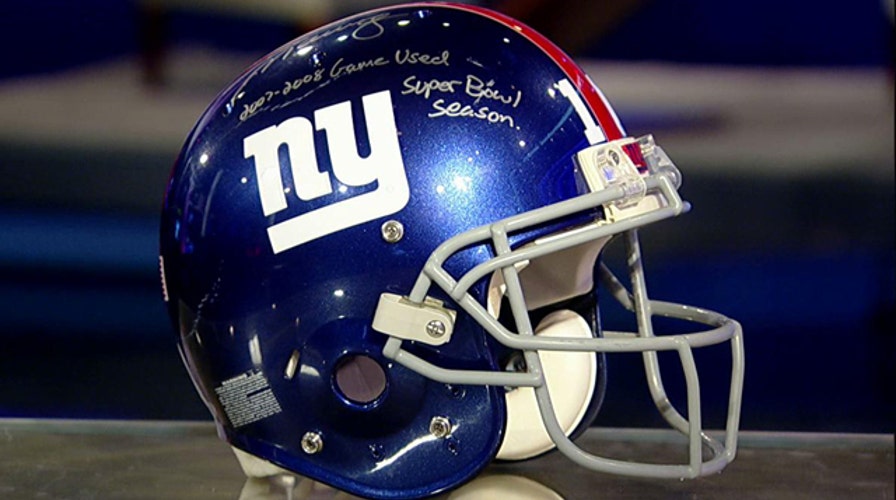 Memorabilia suit: Collector claims he can prove he was duped