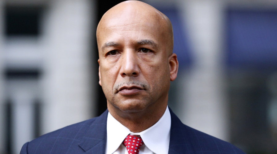 Bias Bash: Networks won't call convicted mayor a Democrat