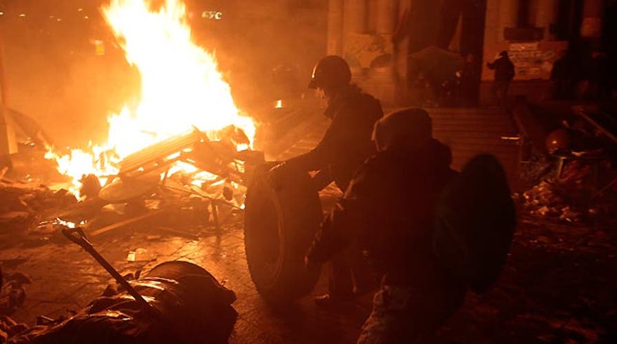 Violent demonstrations rage in Ukraine