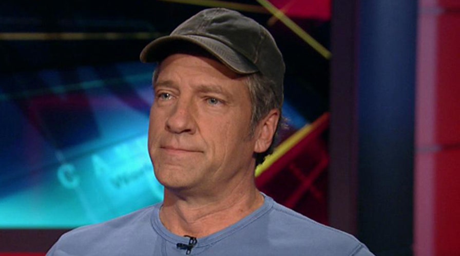 Mike Rowe defends Walmart after critics slam new ad