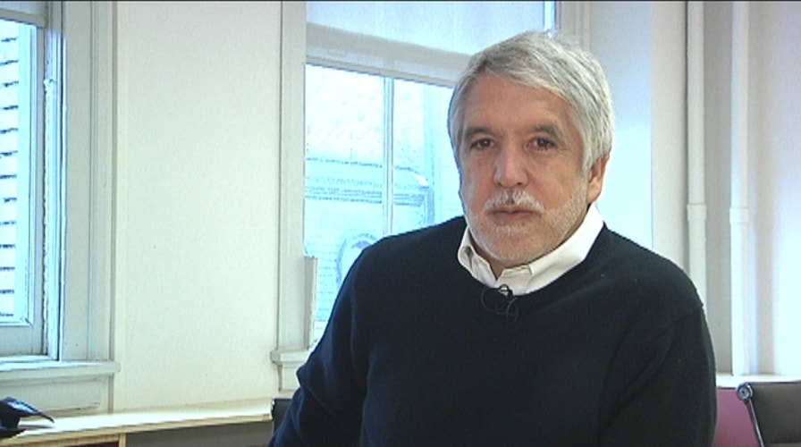 Enrique Peñalosa Discusses Alternative Transportation