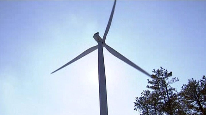 Massachusetts wind turbines generate controversy