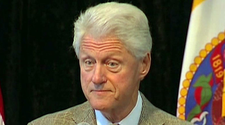 Bill Clinton on campaign trail in Kentucky