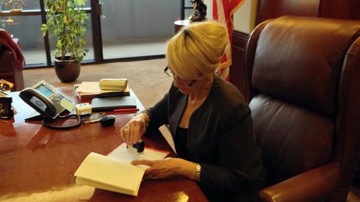 Arizona governor vetoes controversial religious rights bill