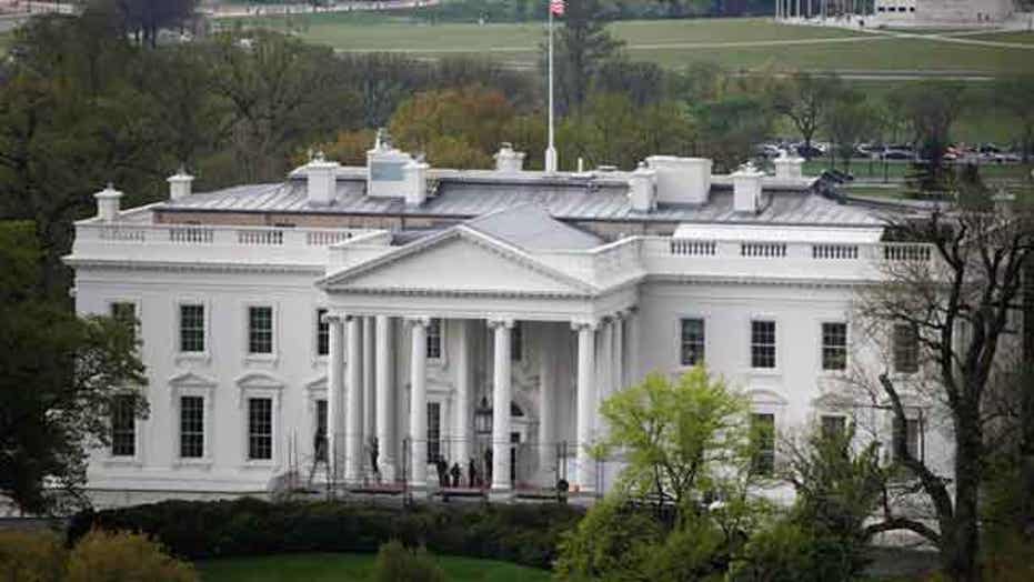 White House suspends public tours, but first family trips in full swing