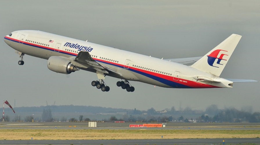 Search continues for missing Malaysia Airlines plane