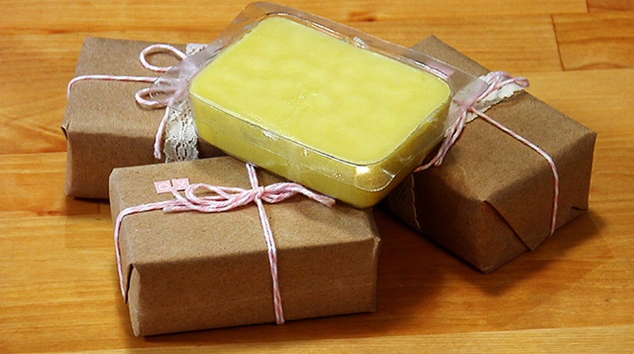 Make Your Own Lotion Bar With 5 Simple Ingredients