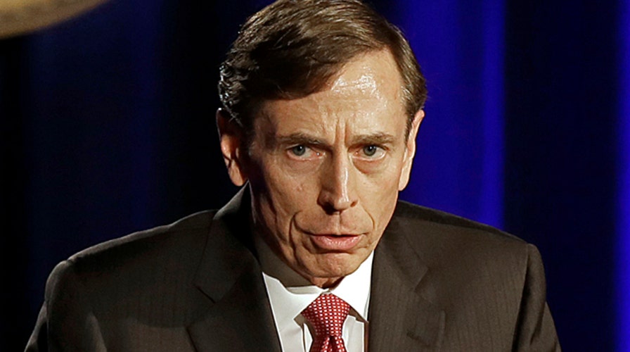 Petraeus apologizes in first speech since leaving CIA