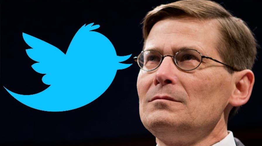 Benghazi hearing heats up social media