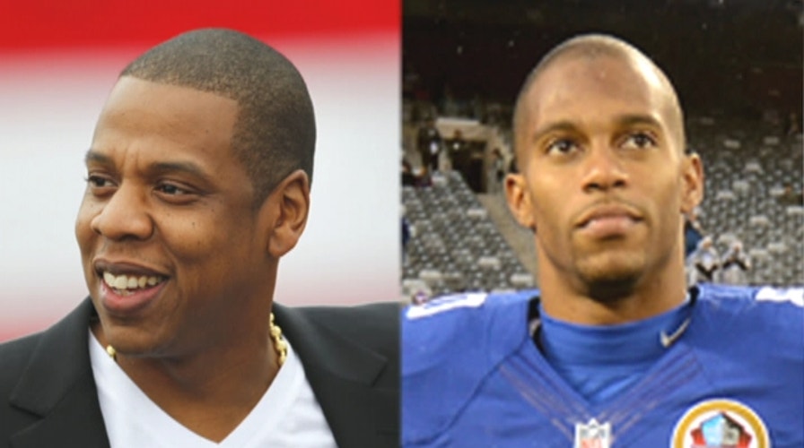 Victor Cruz Signs with Jay-Z