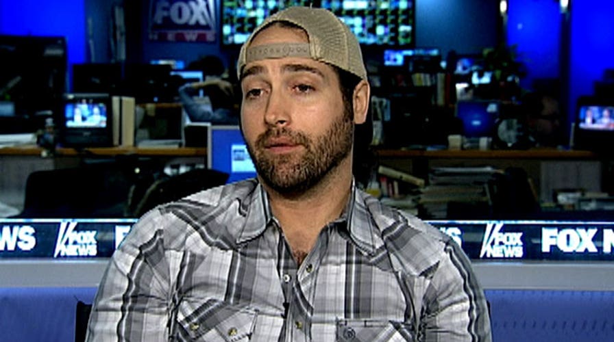 Josh Thompson kicks things up a notch