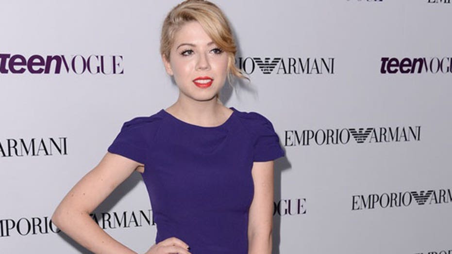 Jennette Mccurdys Sexy Selfie Can Only Help Her Career Experts Say