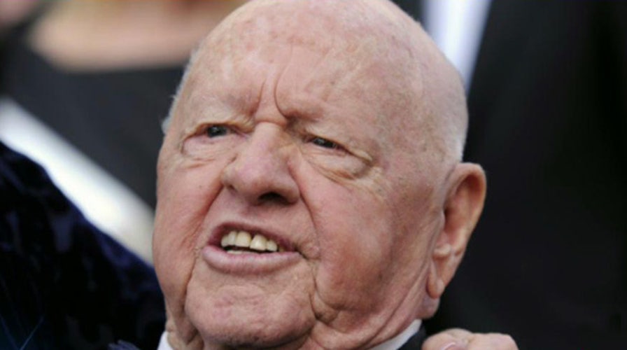 Actor Mickey Rooney dies at 93