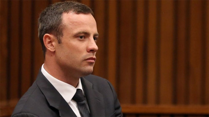 Prosecutor rips Pistorius' apology as 'spectacle'