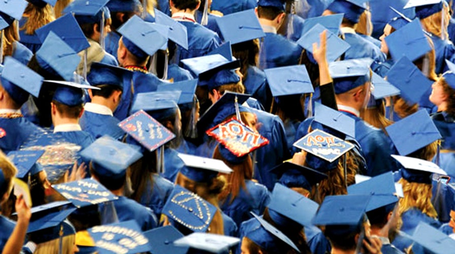 Feds set to net billions off college loans