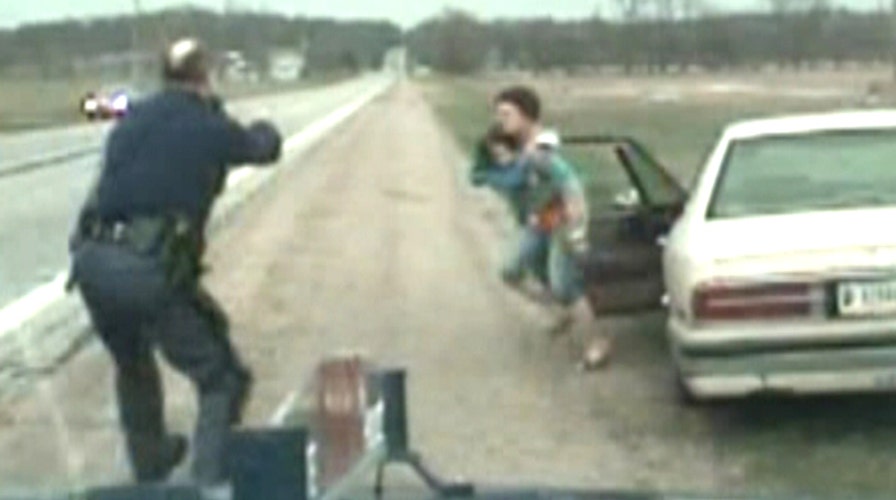 Mother with daughter in lap leads cops on high-speed chase 